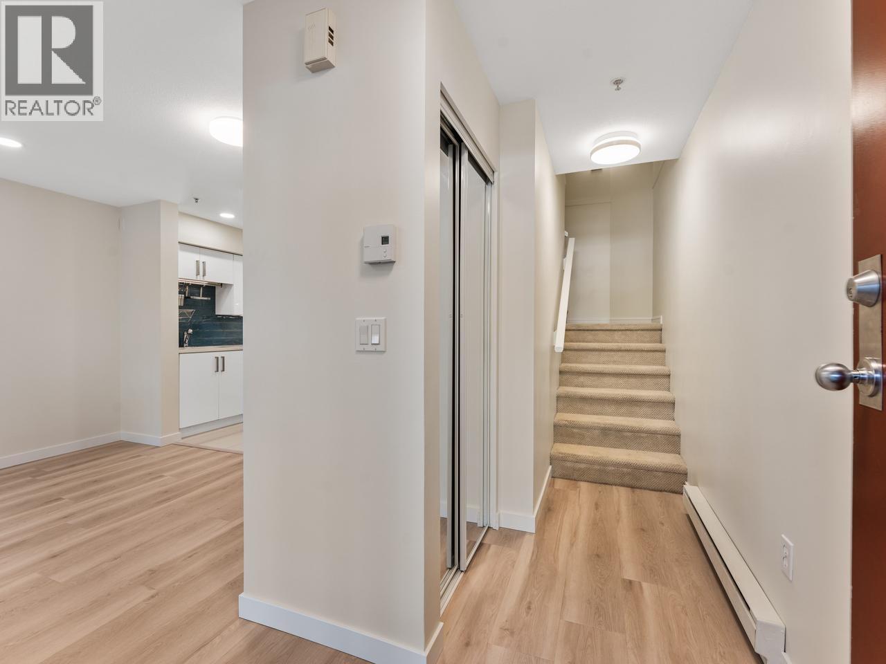 3138 W 4th Avenue, Vancouver, British Columbia  V6K 1R7 - Photo 4 - R3127145