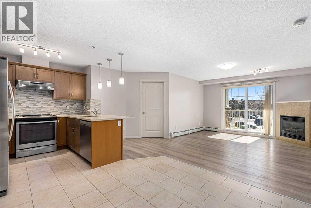 203, 102 Cranberry Park SE, Calgary, Alberta  T3M 1R2 - Photo 7 - A2291642