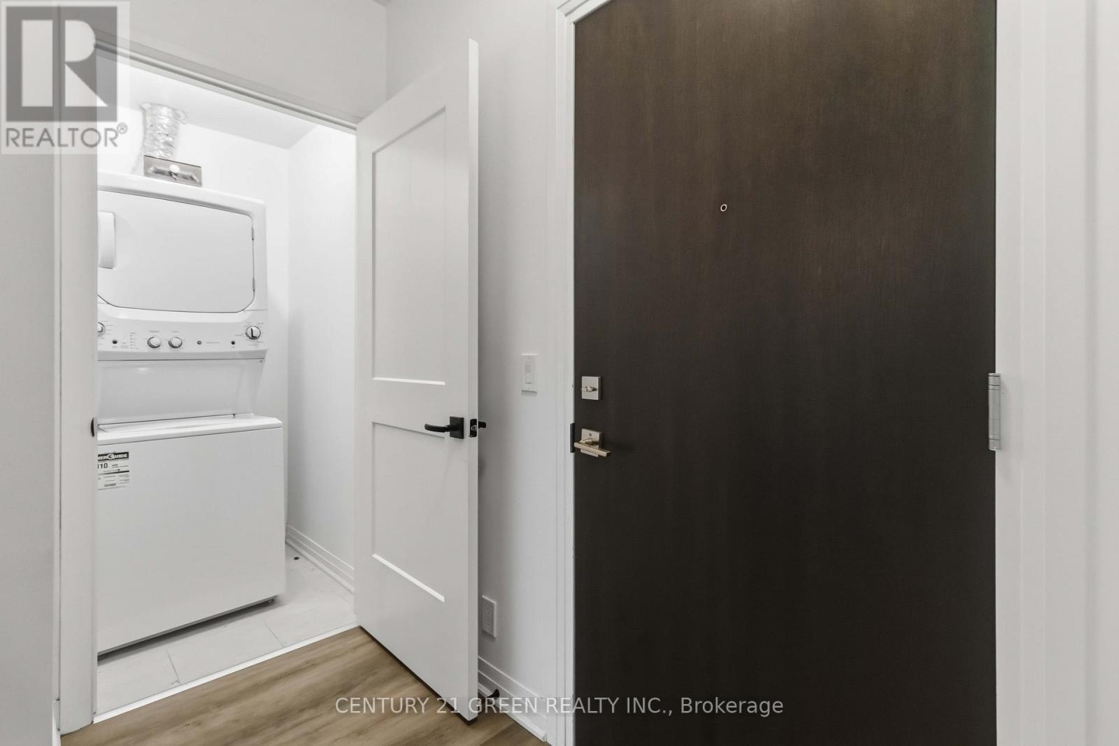 242 - 102 Grovewood Common Circle, Oakville, Ontario  L6H 0X2 - Photo 8 - W13162068