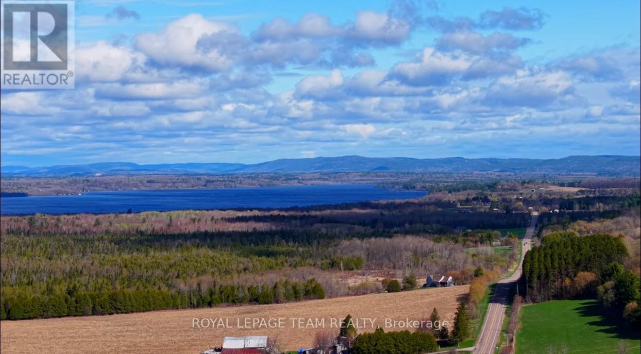 000 Lookout Road, Whitewater Region, Ontario  K0J 2L0 - Photo 2 - X13107138