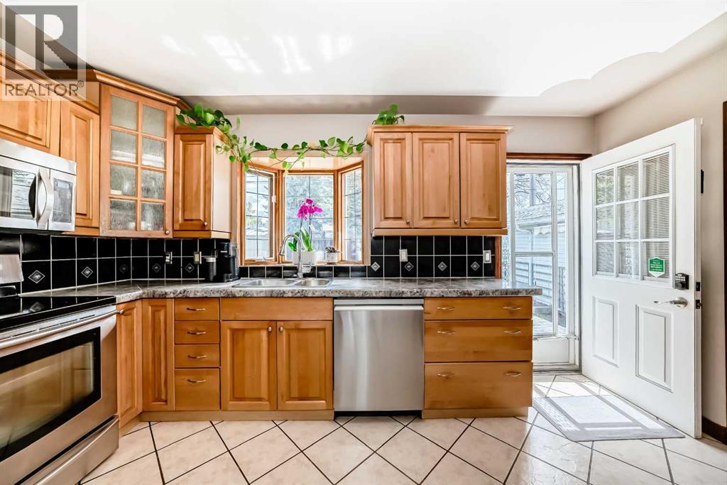 4039 5 Avenue SW, Calgary, Alberta  T3C 0C2 - Photo 5 - A2309500