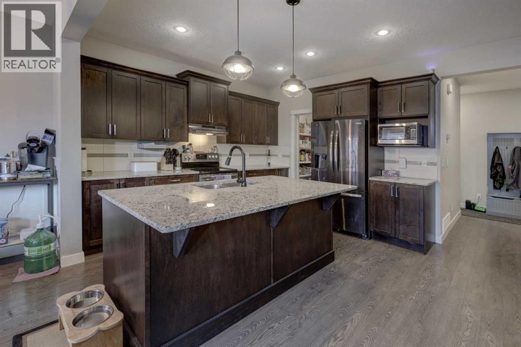 5 Williamstown Park Nw, Airdrie, Alberta  T4B 3Y4 - Photo 4 - A2307975