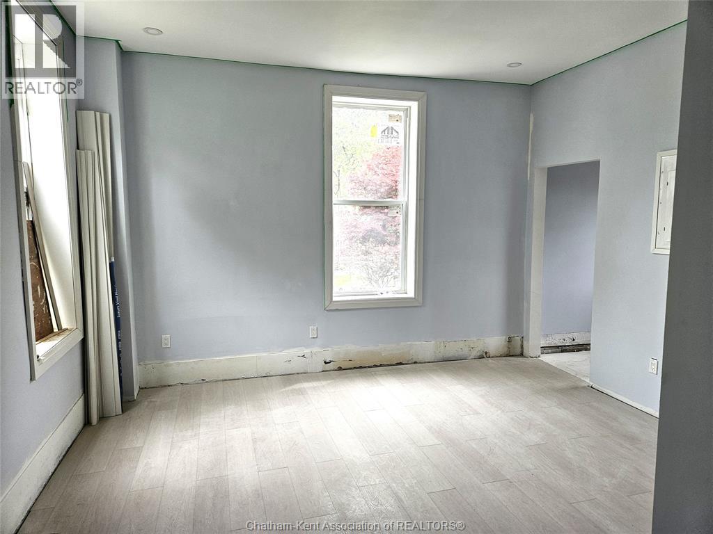 146 Park Street, Chatham, Ontario  N7M 3R6 - Photo 8 - 26011919