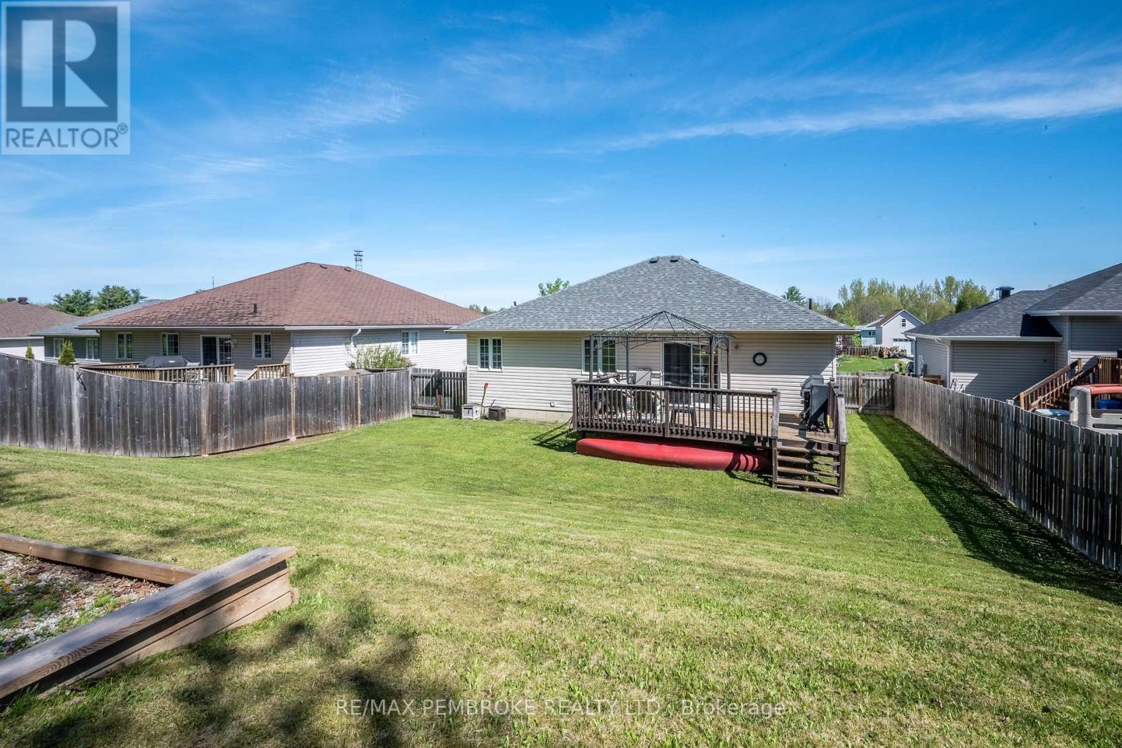 663 Fairview Avenue S, Laurentian Valley, Ontario K8A 8N4 - Photo 12 - X13167868