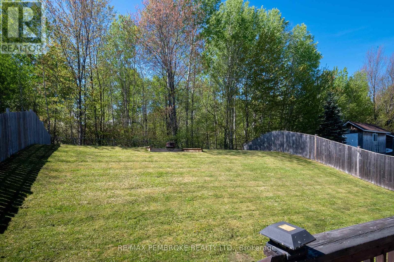 663 Fairview Avenue S, Laurentian Valley, Ontario K8A 8N4 - Photo 6 - X13167868