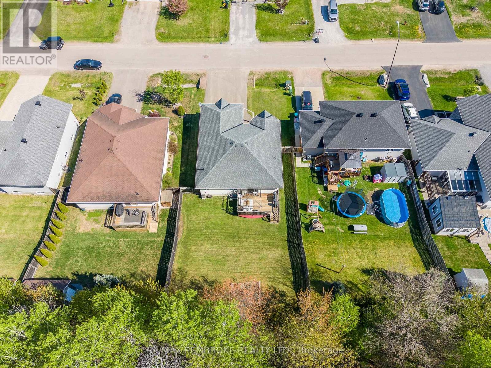 663 Fairview Avenue S, Laurentian Valley, Ontario K8A 8N4 - Photo 7 - X13167868