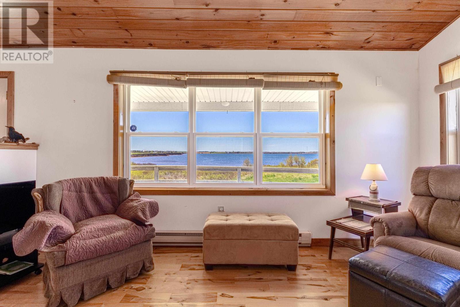 212 Basinview Crescent, Darnley, Prince Edward Island  C0B 1M0 - Photo 11 - 202611825