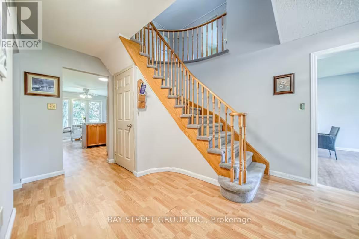 27 Gladiola Court, Whitby, Ontario  L1R 1N8 - Photo 17 - E13167876