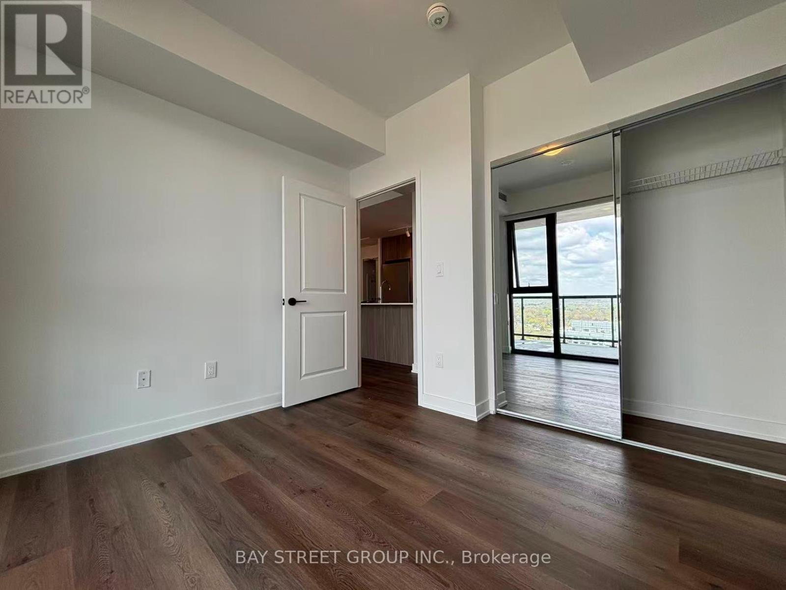 2101 - 2075 Lakeshore Road, Burlington, Ontario  L7R 0H3 - Photo 6 - W13167866