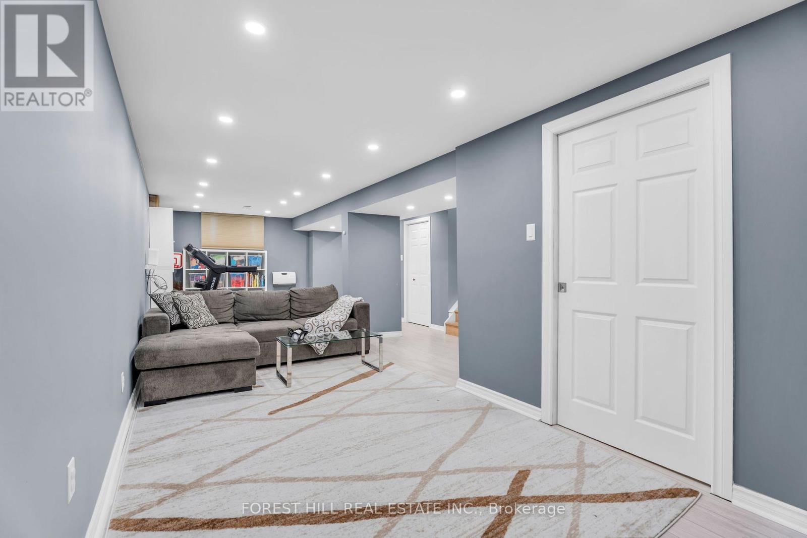 52 Mcmurchy Avenue S, Brampton, Ontario  L6Y 1Y4 - Photo 25 - W13167900