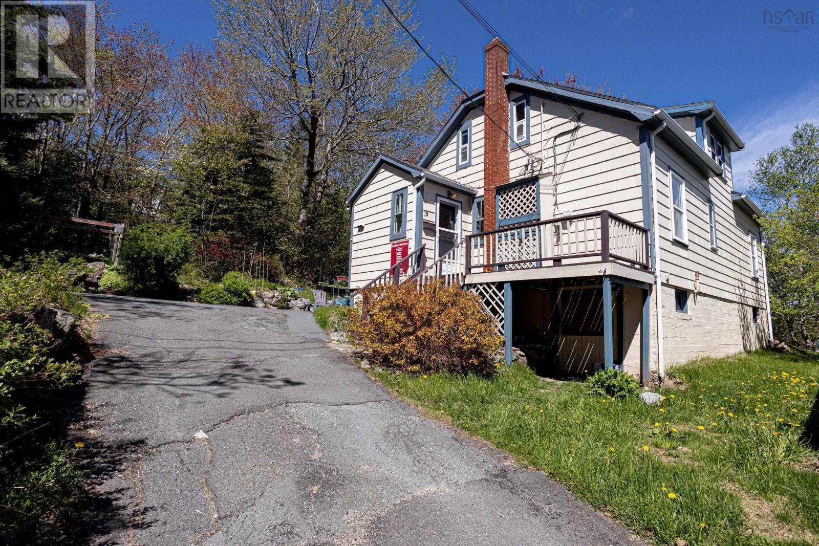 19/21 Knollwood Lane, Halifax, Nova Scotia  B3N 0C9 - Photo 2 - 202603331
