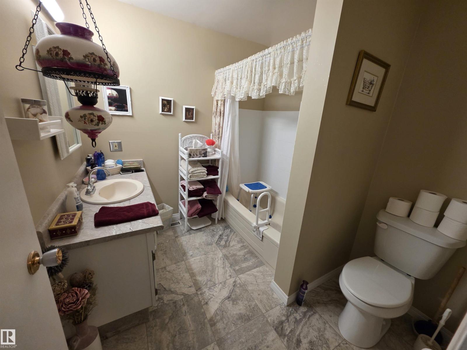 25 Mcnabb Cr, Stony Plain, Alberta  T7Z 1G8 - Photo 14 - E4489766