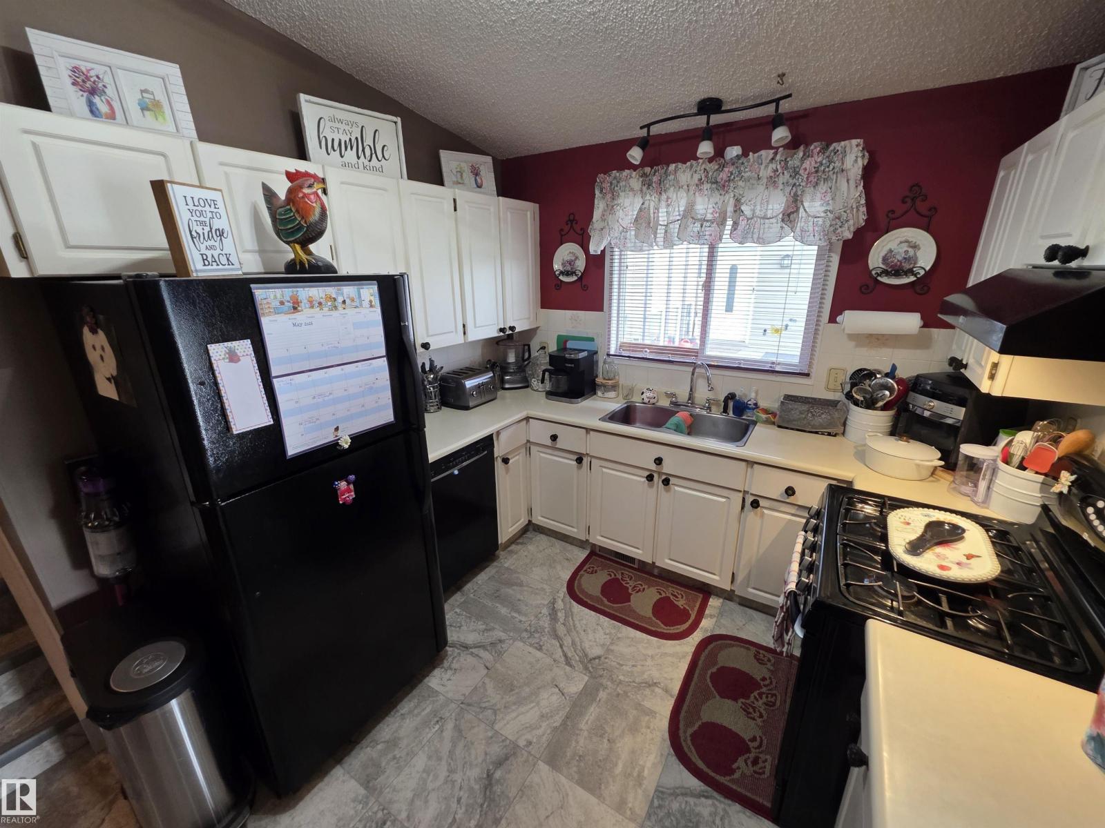 25 Mcnabb Cr, Stony Plain, Alberta  T7Z 1G8 - Photo 6 - E4489766