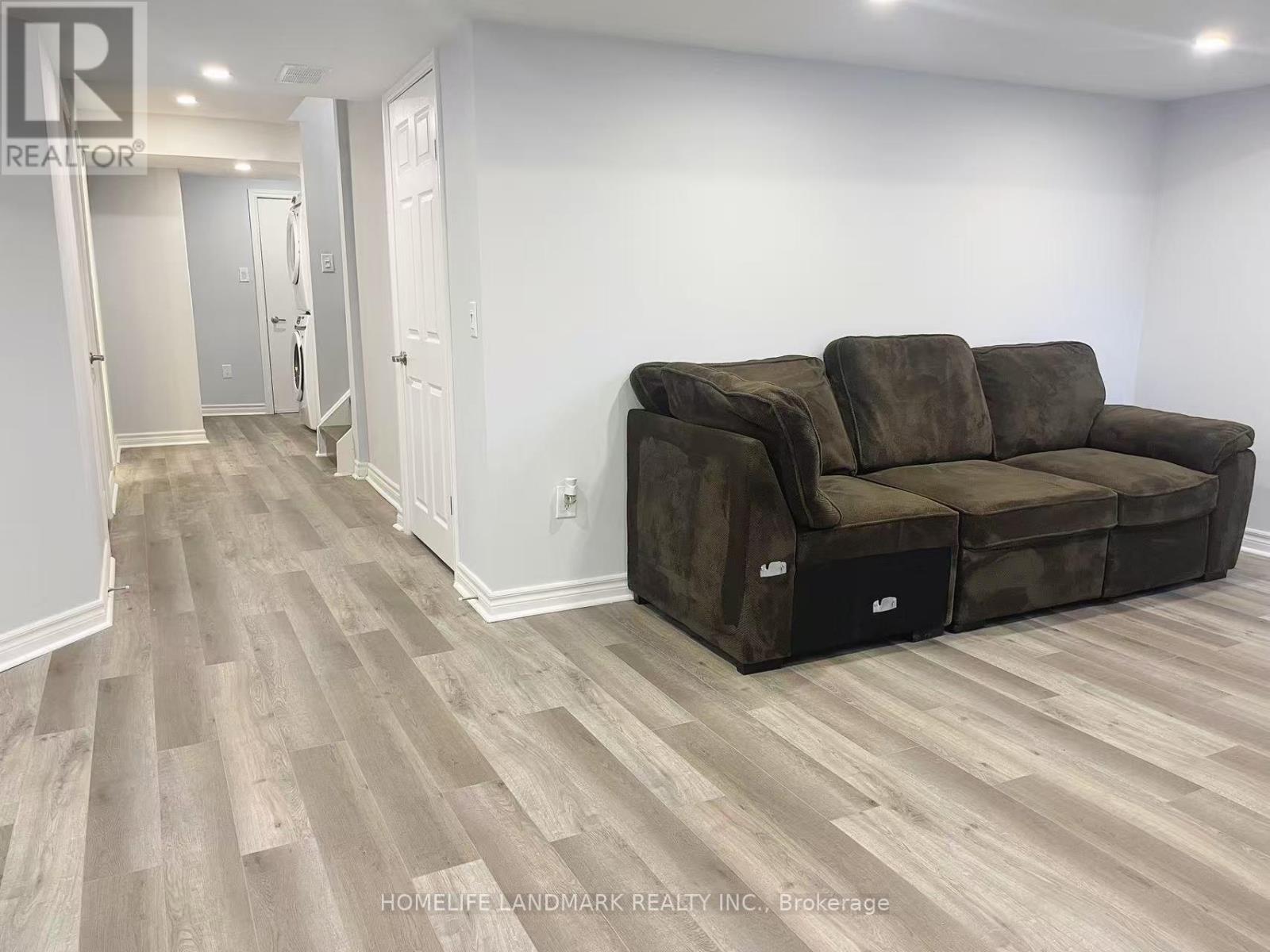 Basement - 21 Weekes Avenue, Richmond Hill, Ontario  L4E 0N3 - Photo 5 - N13167614