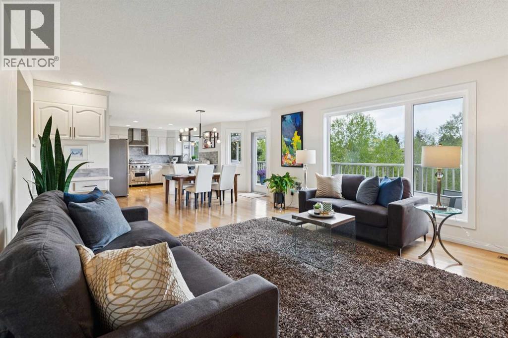 52 Christie Knoll Heights Sw, Calgary, Alberta  T3H 2V2 - Photo 7 - A2306704