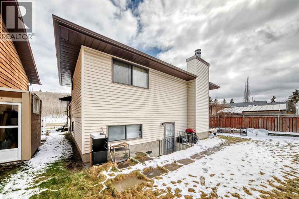 76 Edgewood Drive Nw, Calgary, Alberta  T3A 2T5 - Photo 22 - A2307262