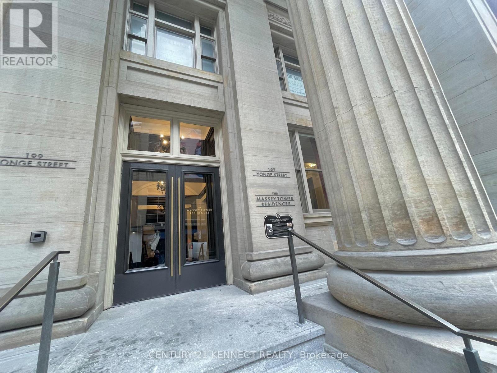 3310 - 197 Yonge Street, Toronto, Ontario  M5B 0C1 - Photo 2 - C13165720