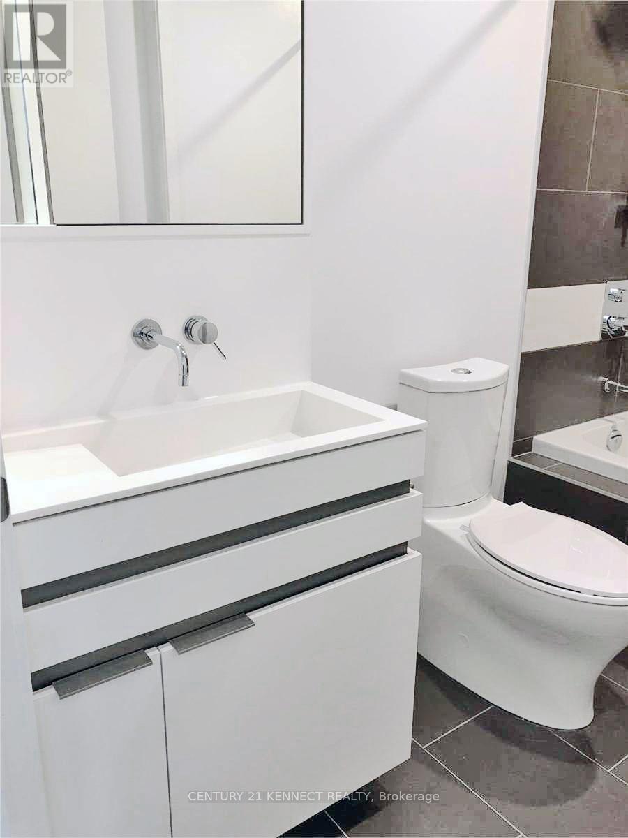 3310 - 197 Yonge Street, Toronto, Ontario  M5B 0C1 - Photo 22 - C13165720