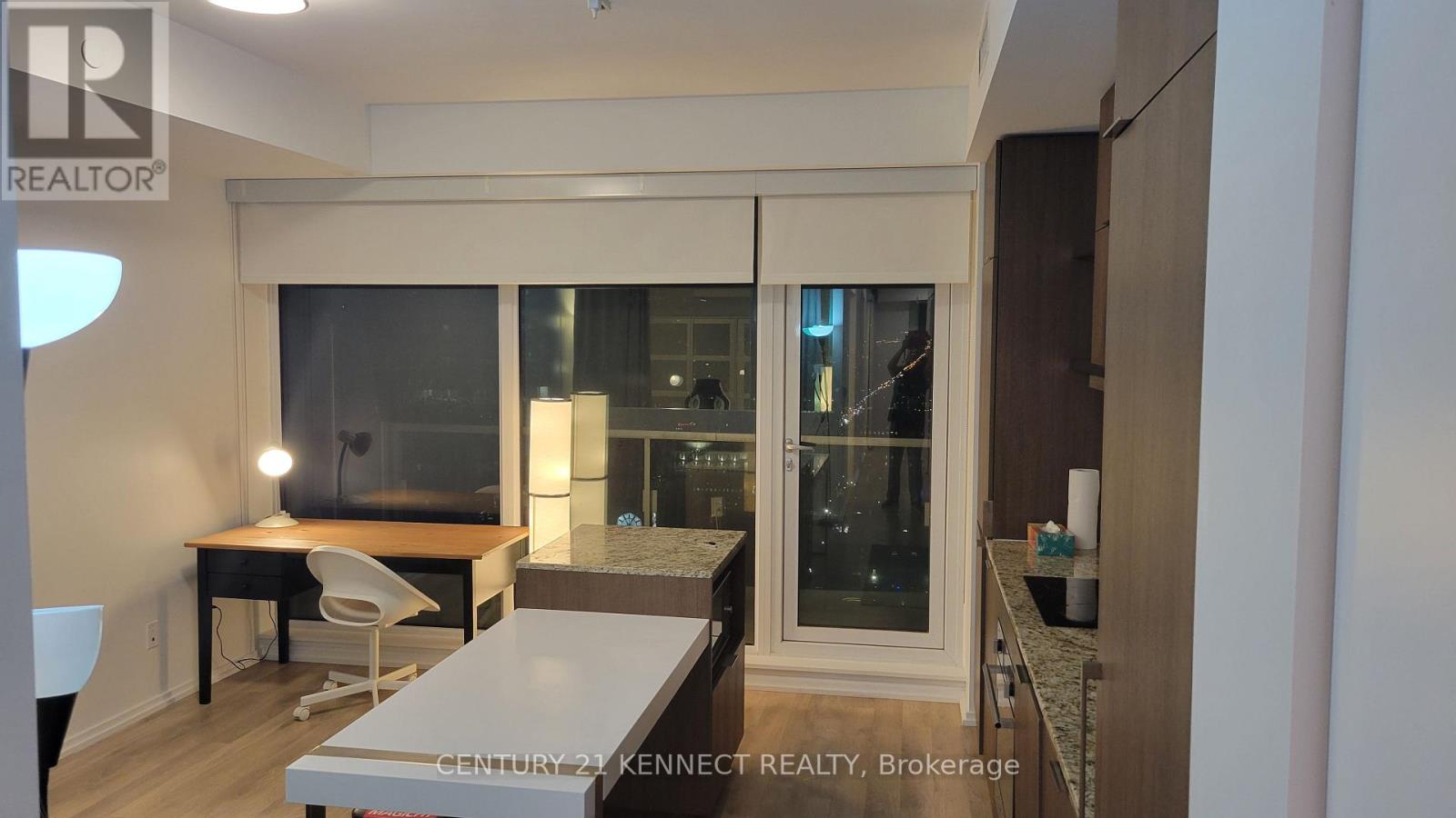 3310 - 197 Yonge Street, Toronto, Ontario  M5B 0C1 - Photo 36 - C13165720