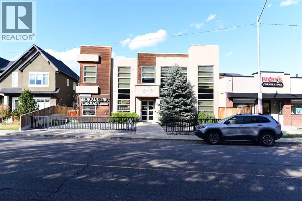 6108 Bowness Road NW, Calgary, Alberta  T3B 0E1 - Photo 1 - A2086117