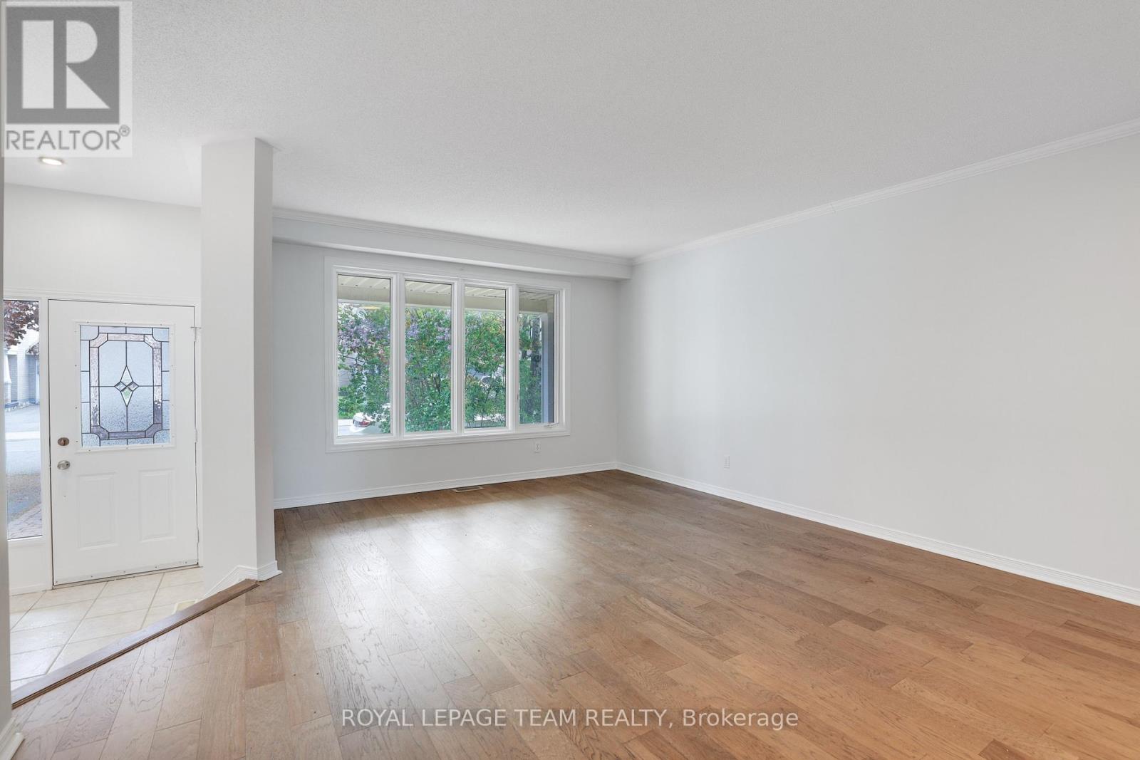4 Windhurst Drive, Ottawa, Ontario  K2G 6G7 - Photo 5 - X13167938