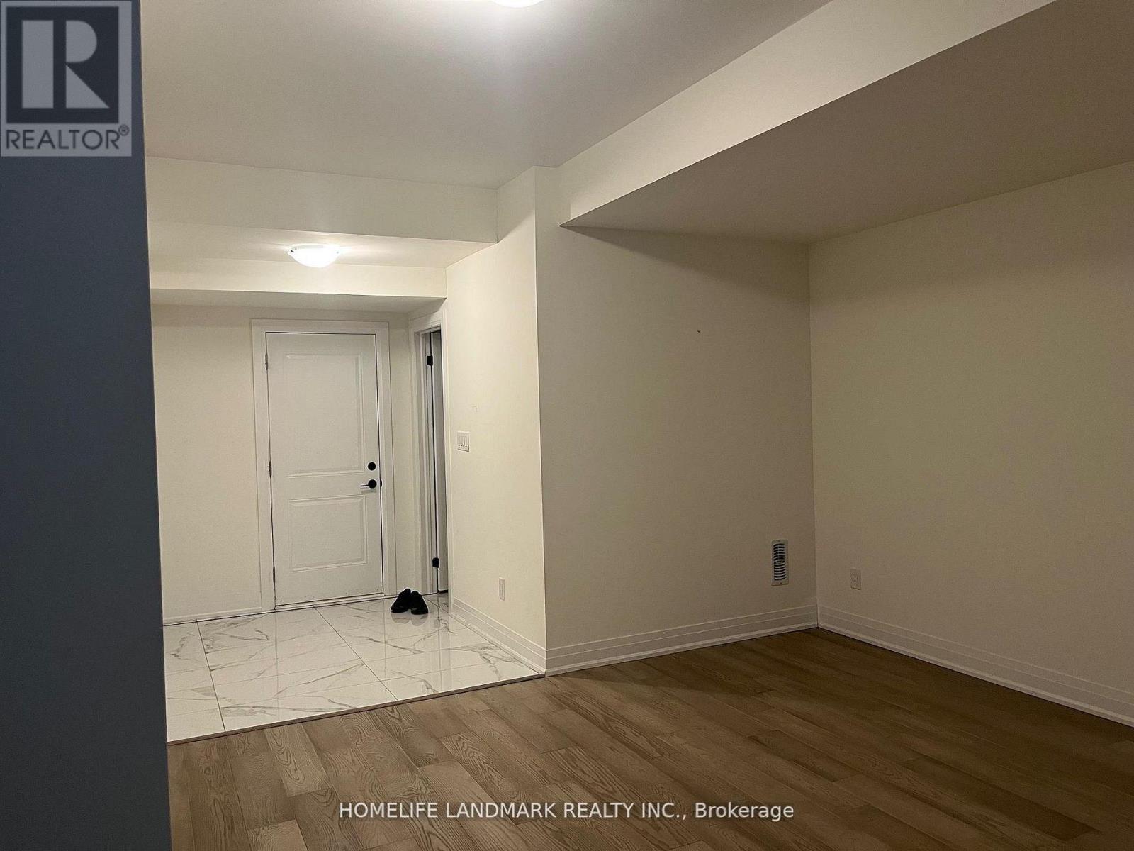 84 Robert Eaton Avenue, Markham, Ontario  L3S 3K5 - Photo 3 - N13167932