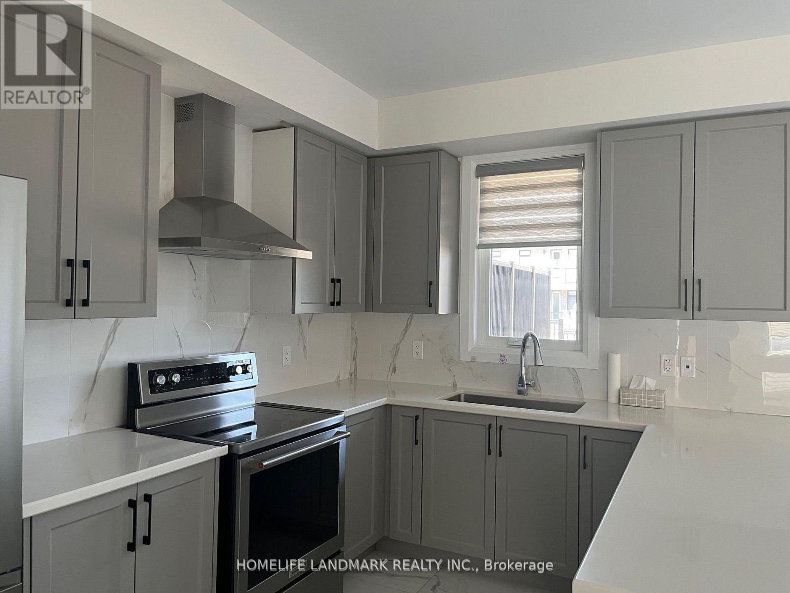 84 Robert Eaton Avenue, Markham, Ontario  L3S 3K5 - Photo 4 - N13167932