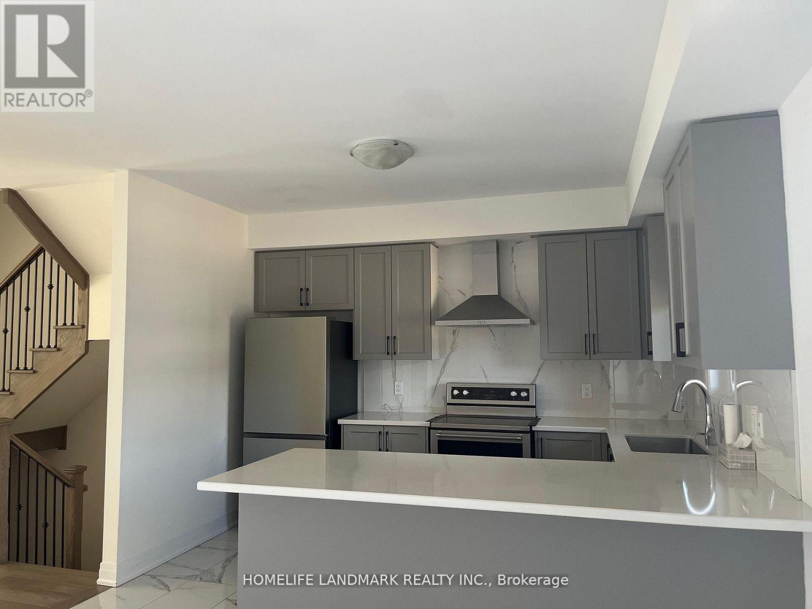 84 Robert Eaton Avenue, Markham, Ontario  L3S 3K5 - Photo 5 - N13167932