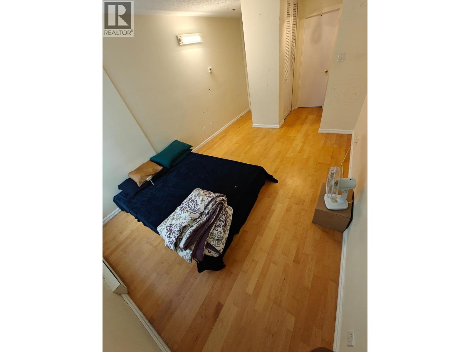 307 5645 Barker Avenue, Burnaby, British Columbia  V5H 3Z5 - Photo 8 - R3124298