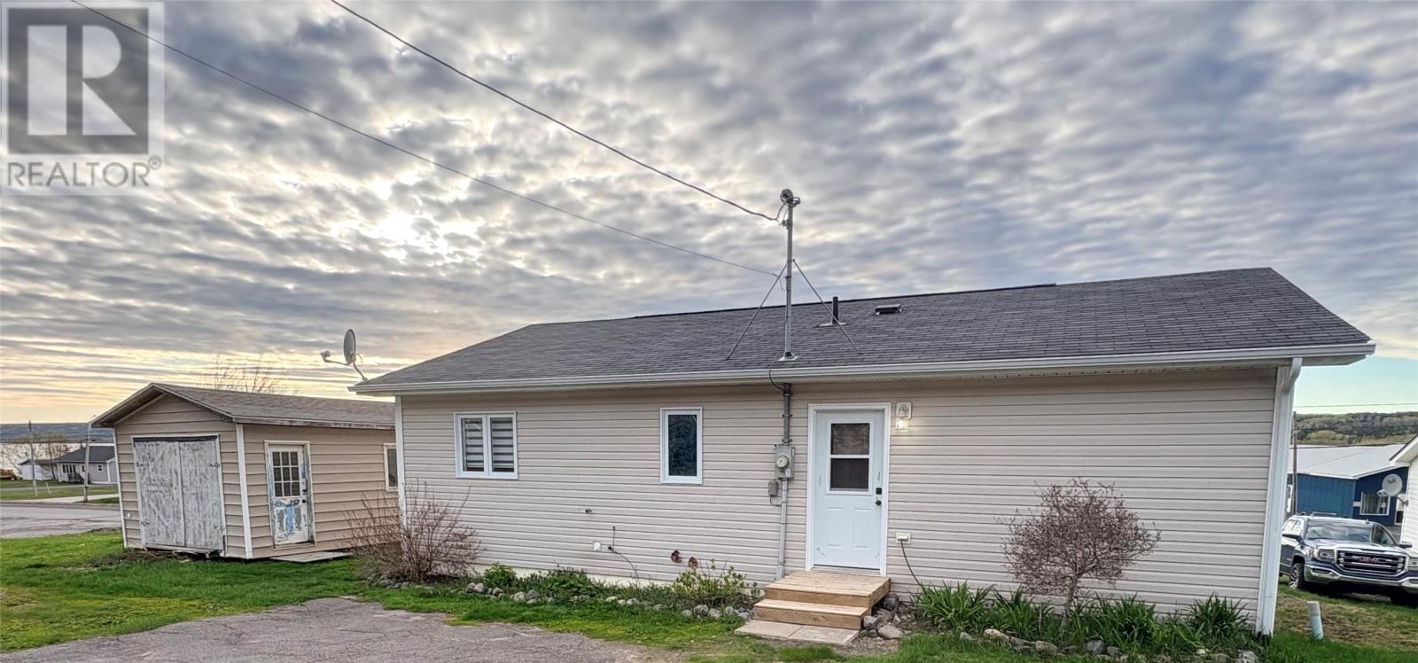 143 Citizen's Drive, Norris Arm South, Newfoundland & Labrador  A0G 3A0 - Photo 2 - 1295055