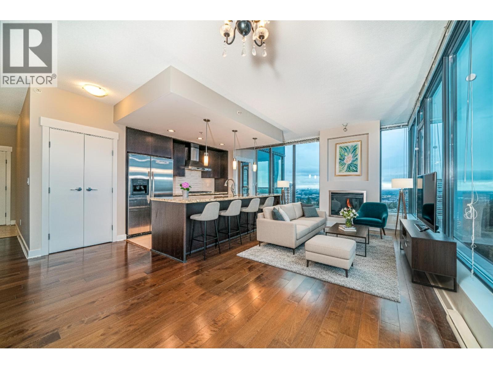 2902 7088 18th Avenue, Burnaby, British Columbia  V3N 0A2 - Photo 1 - R3111565