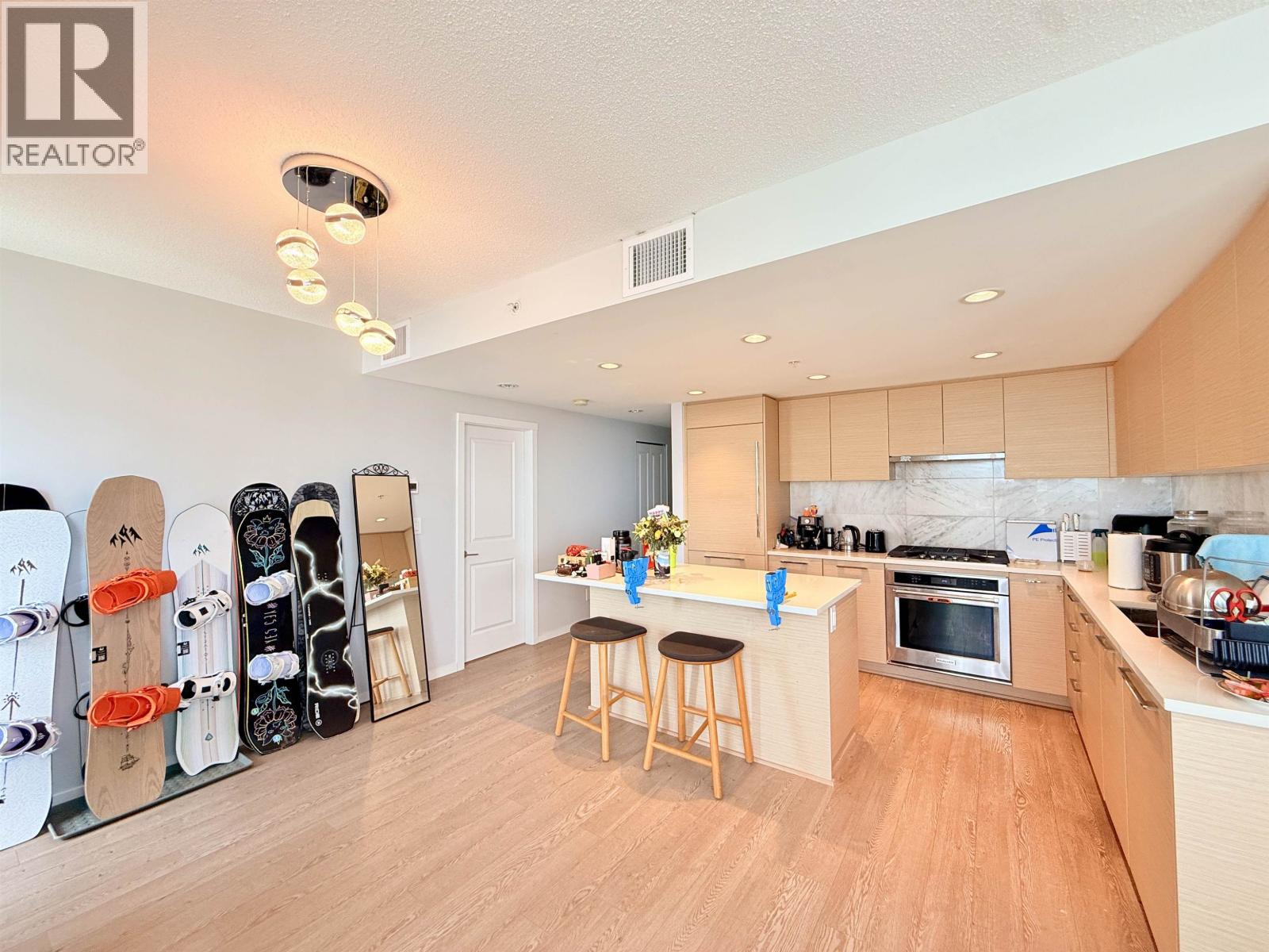 2608 6700 Dunblane Avenue, Burnaby, British Columbia  V5H 0J3 - Photo 3 - R3125106