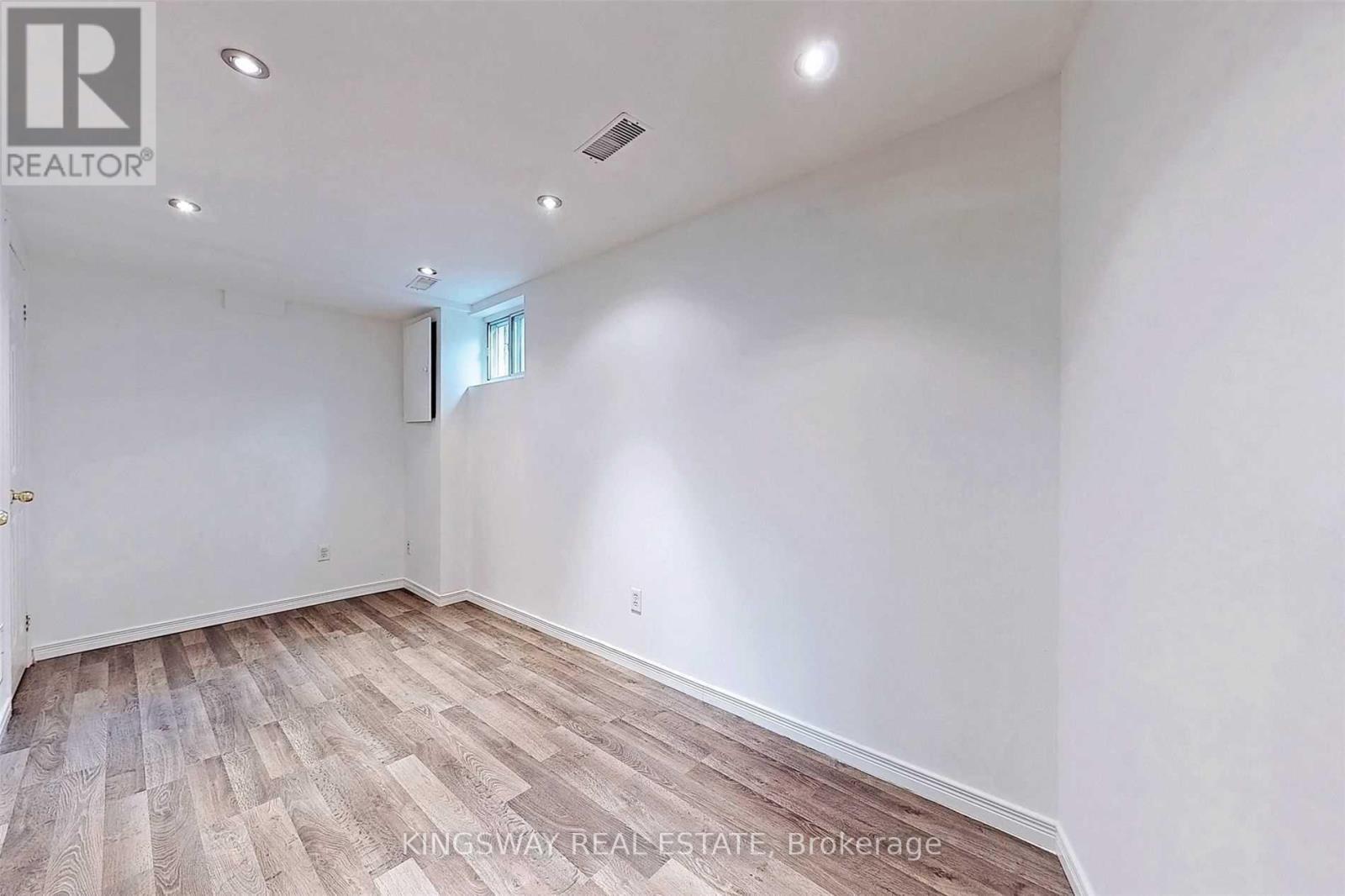 8 - 300 Brideltown Circle, Toronto, Ontario  M1W 2G8 - Photo 18 - E13167944