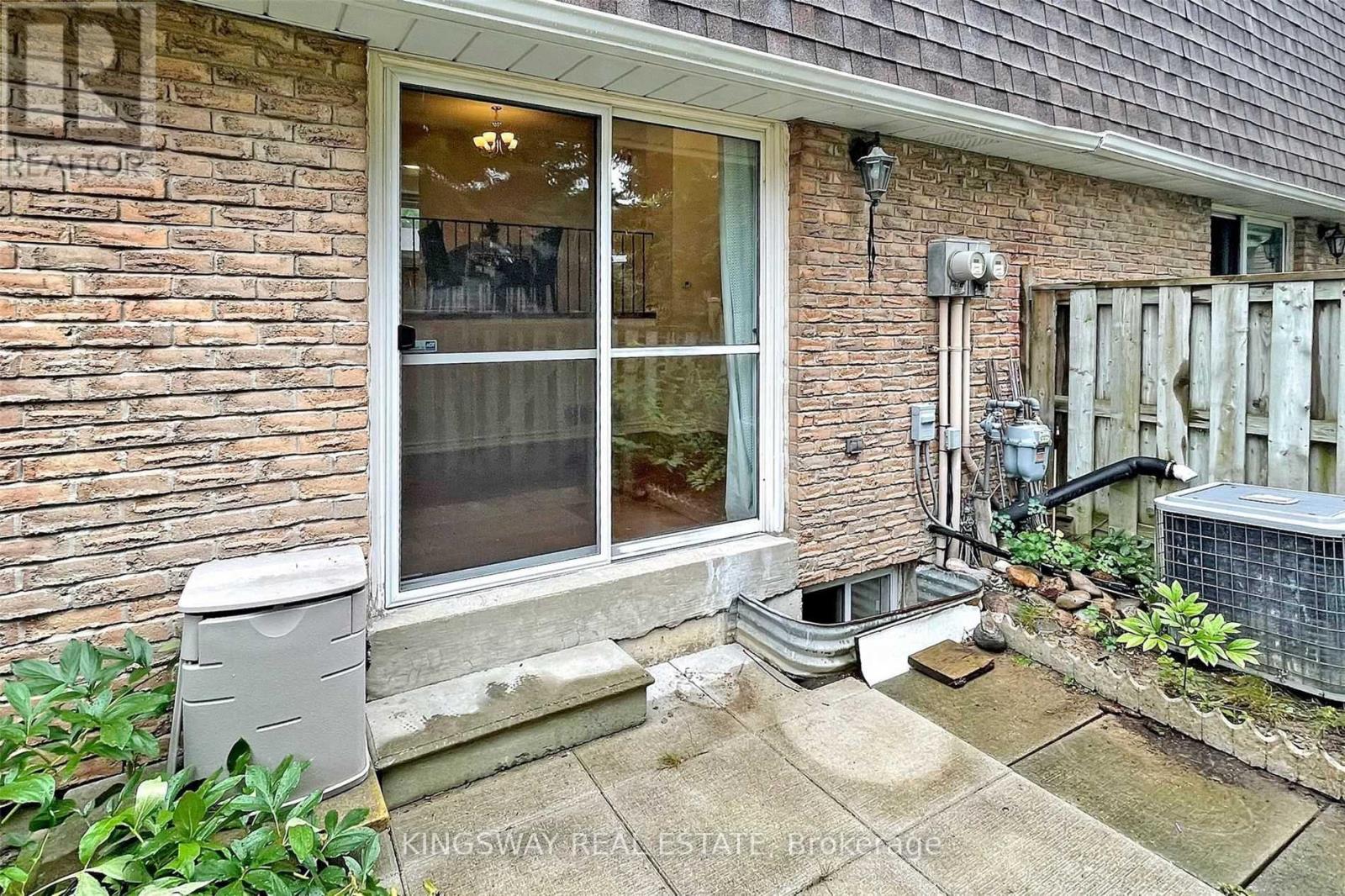 8 - 300 Brideltown Circle, Toronto, Ontario  M1W 2G8 - Photo 21 - E13167944