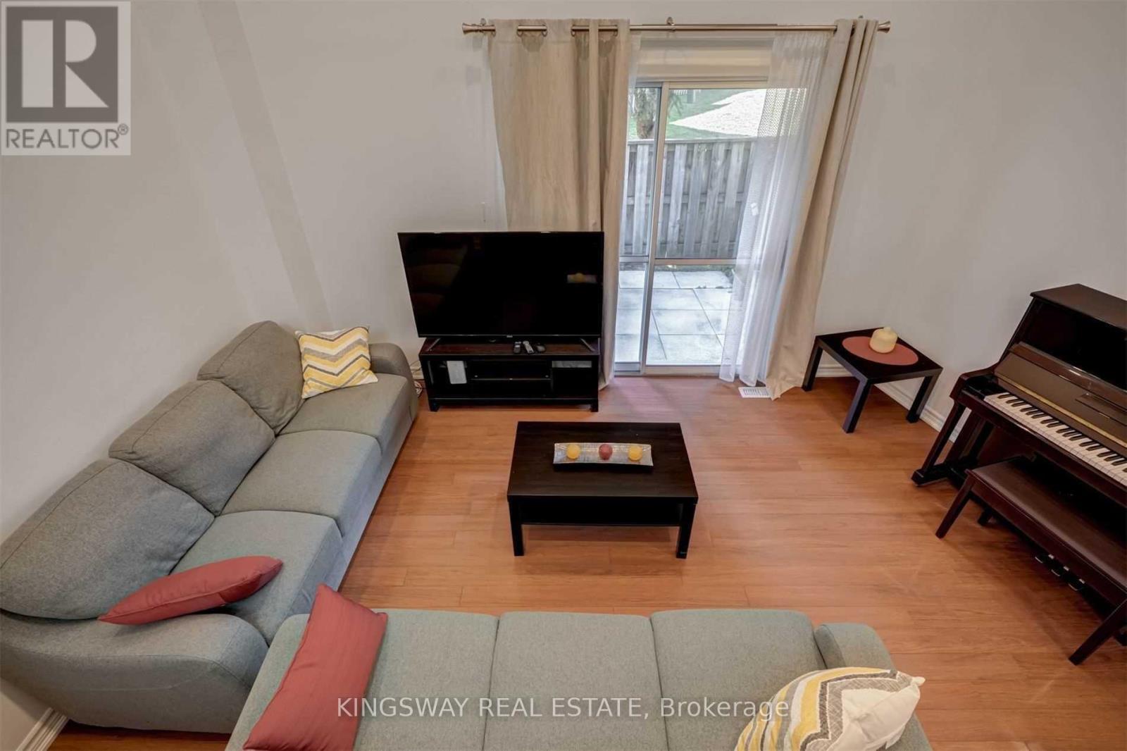 8 - 300 Brideltown Circle, Toronto, Ontario  M1W 2G8 - Photo 5 - E13167944