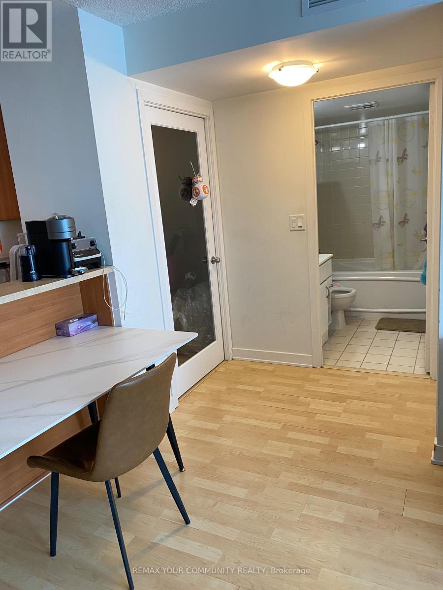 3002 - 38 Lee Centre Drive, Toronto, Ontario  M1H 3J7 - Photo 11 - E13167960
