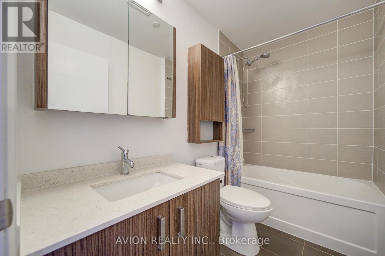 301 - 18 Uptown Drive, Markham, Ontario  L3R 5M5 - Photo 11 - N12932722