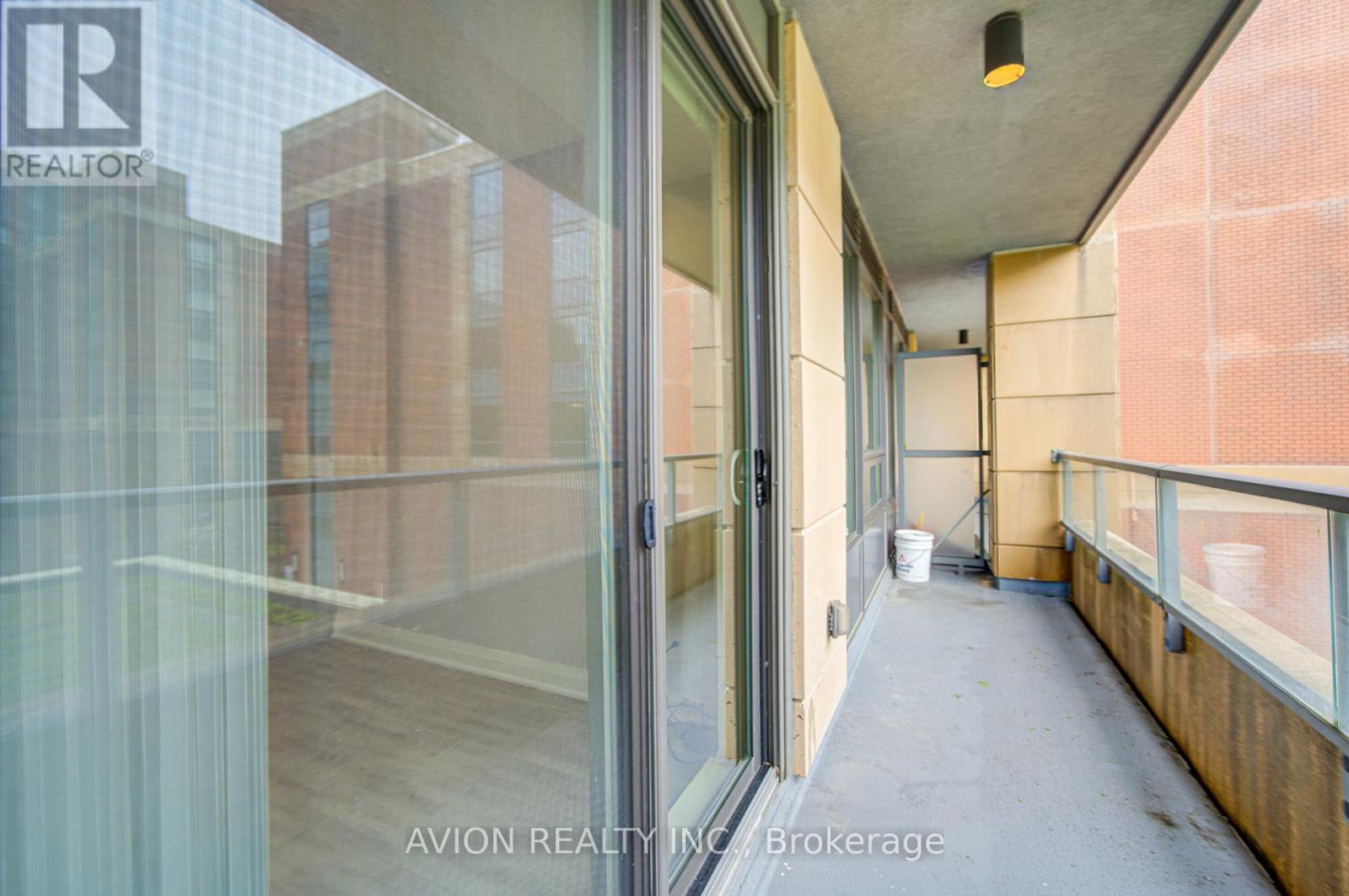 301 - 18 Uptown Drive, Markham, Ontario  L3R 5M5 - Photo 17 - N12932722