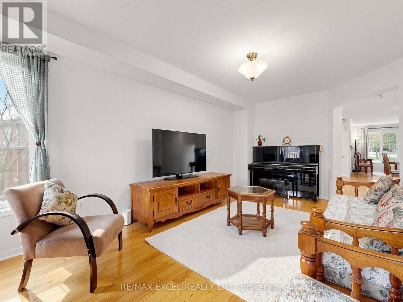 68 Chestertown Square, Markham, Ontario  L6C 2R4 - Photo 19 - N13167946