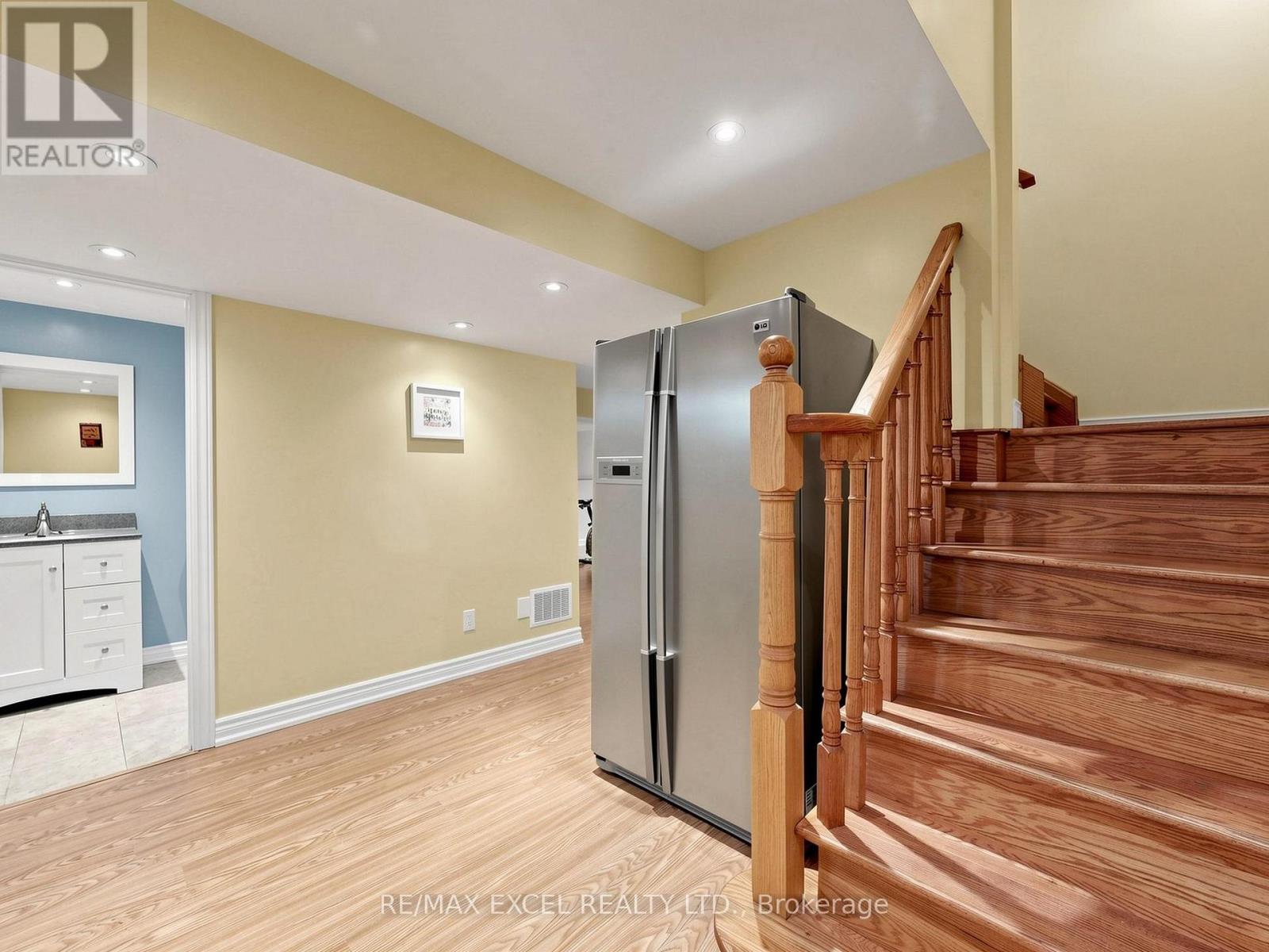 68 Chestertown Square, Markham, Ontario  L6C 2R4 - Photo 40 - N13167946