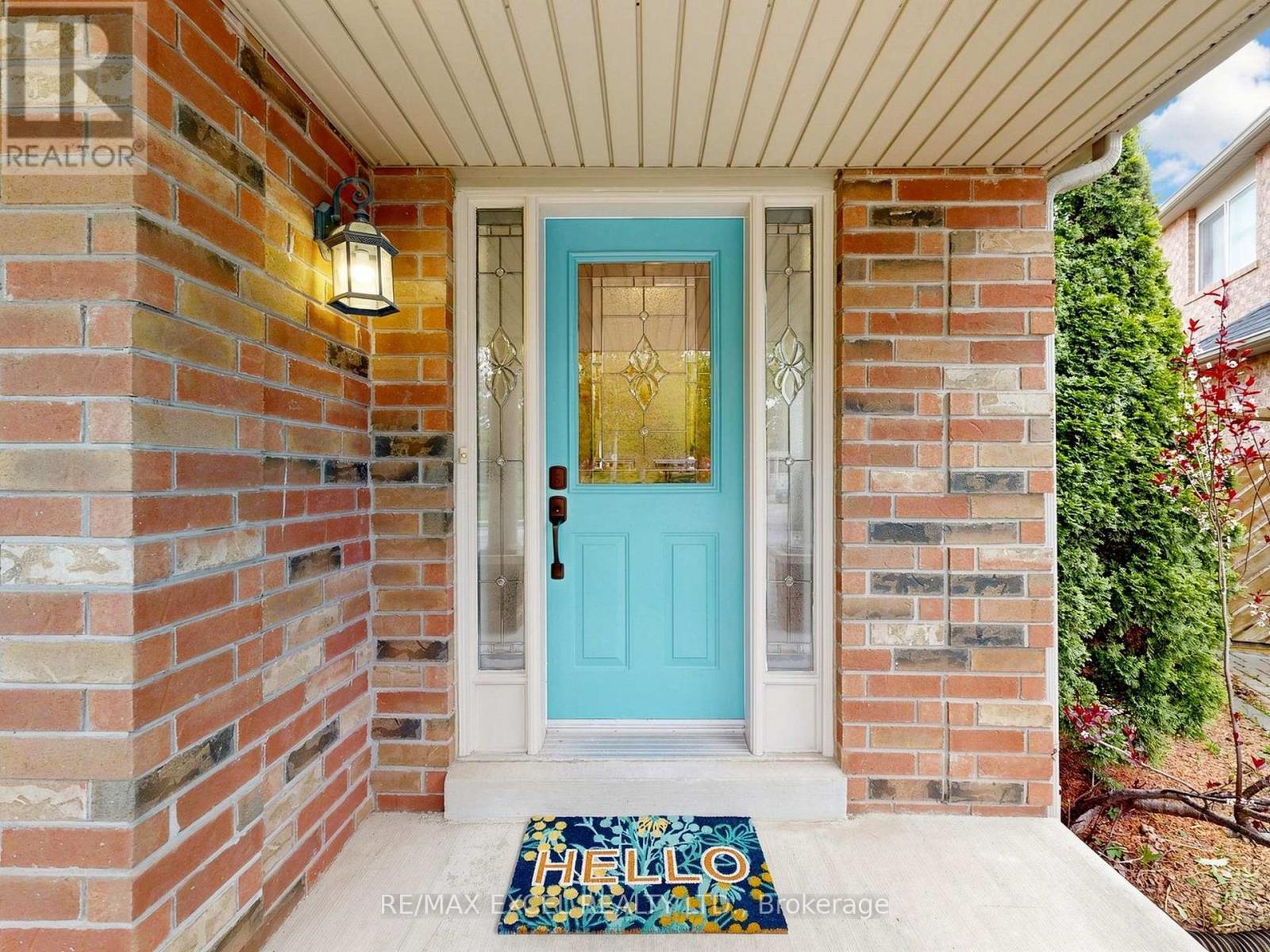 68 Chestertown Square, Markham, Ontario  L6C 2R4 - Photo 7 - N13167946