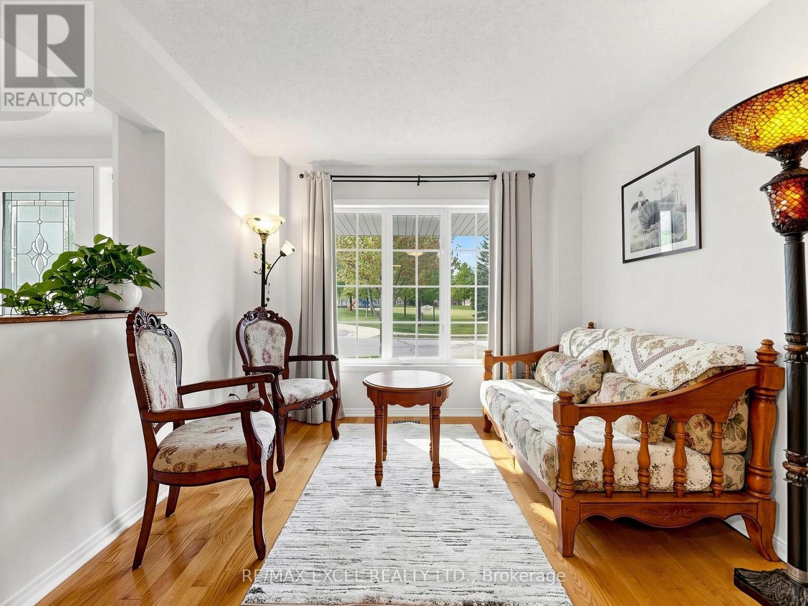 68 Chestertown Square, Markham, Ontario  L6C 2R4 - Photo 9 - N13167946