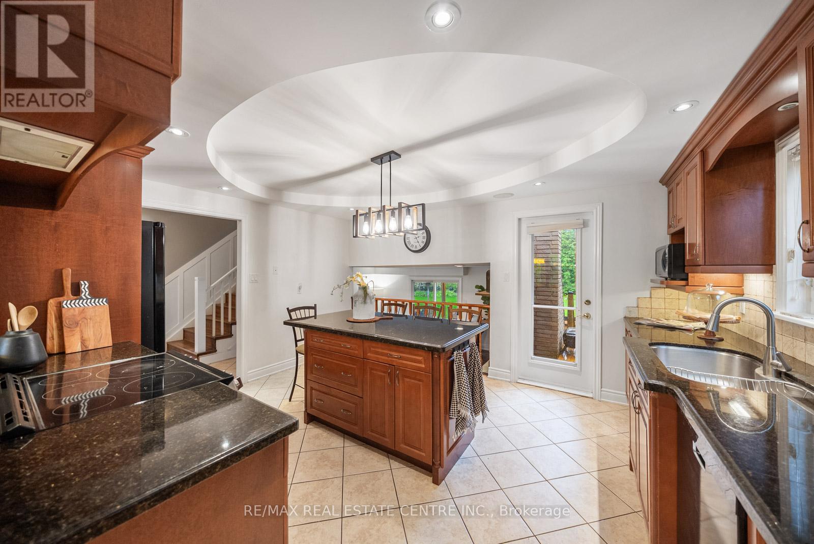 1684 Vaughan Drive, Caledon, Ontario  L7K 1C5 - Photo 15 - W13167964