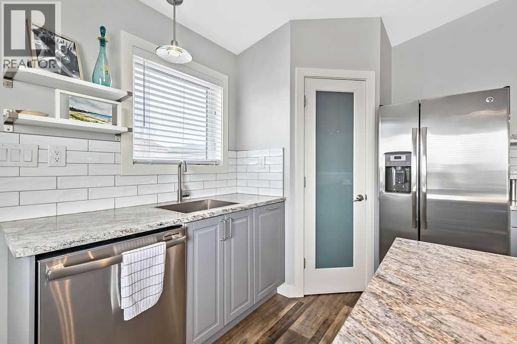 63 Cimarron Meadows Road, Okotoks, Alberta T1S 1W1 - Photo 11 - A2296352