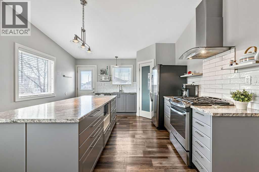 63 Cimarron Meadows Road, Okotoks, Alberta T1S 1W1 - Photo 7 - A2296352