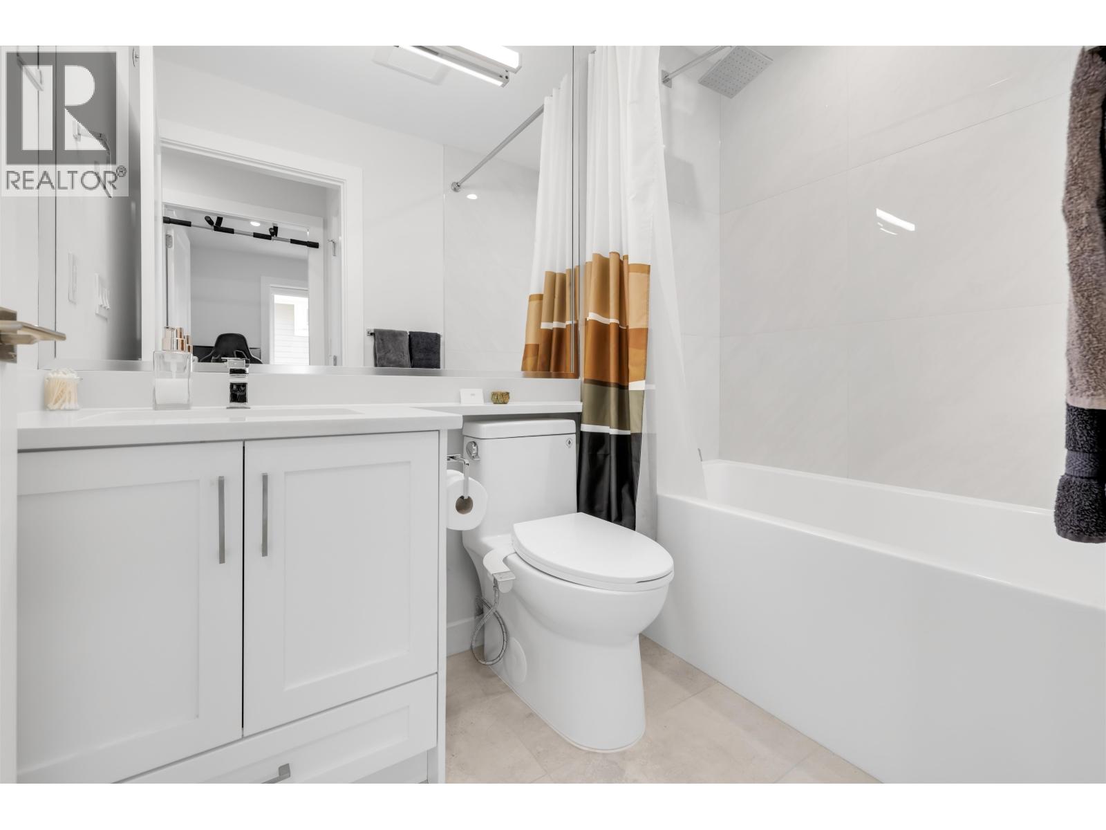 2316 Brock Street, Vancouver, British Columbia  V5N 2Z7 - Photo 23 - R3117043