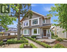 <div class="price">$1,249,000</div> 2316 Brock Street, Vancouver<br><div style="margin-bottom:8px;"><small>1ne Collective Realty Inc.</small></div><div class='bed_bath'>3 Bed | 3 Bath</div>
