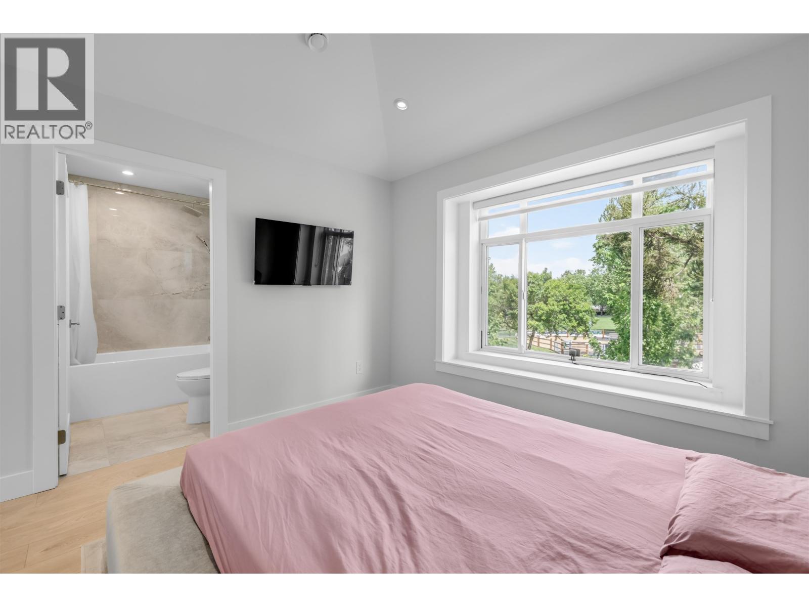 2316 Brock Street, Vancouver, British Columbia  V5N 2Z7 - Photo 17 - R3117043