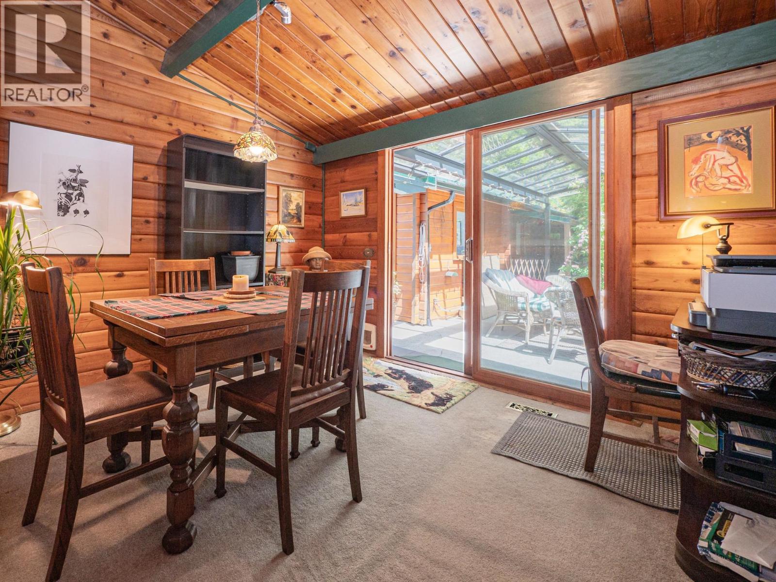 8626 Redrooffs Road, Halfmoon Bay, British Columbia  V7Z 1E7 - Photo 15 - R3127259