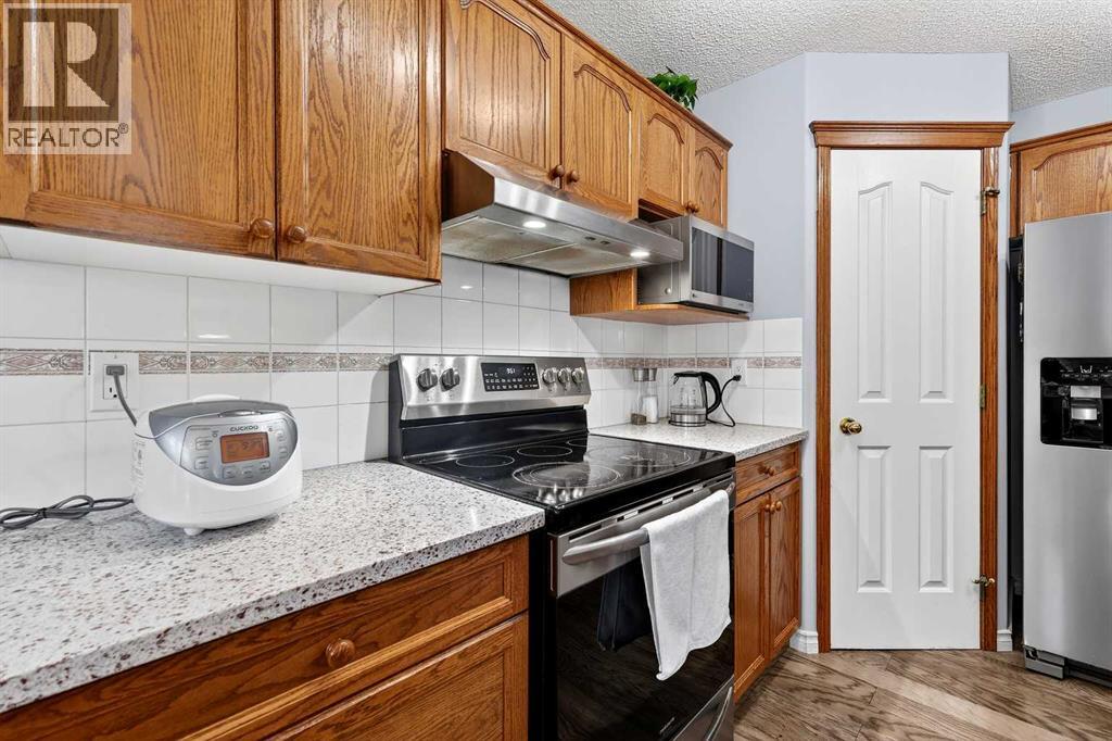 129 Bridlewood Way Sw, Calgary, Alberta  T2Y 3S8 - Photo 8 - A2300619